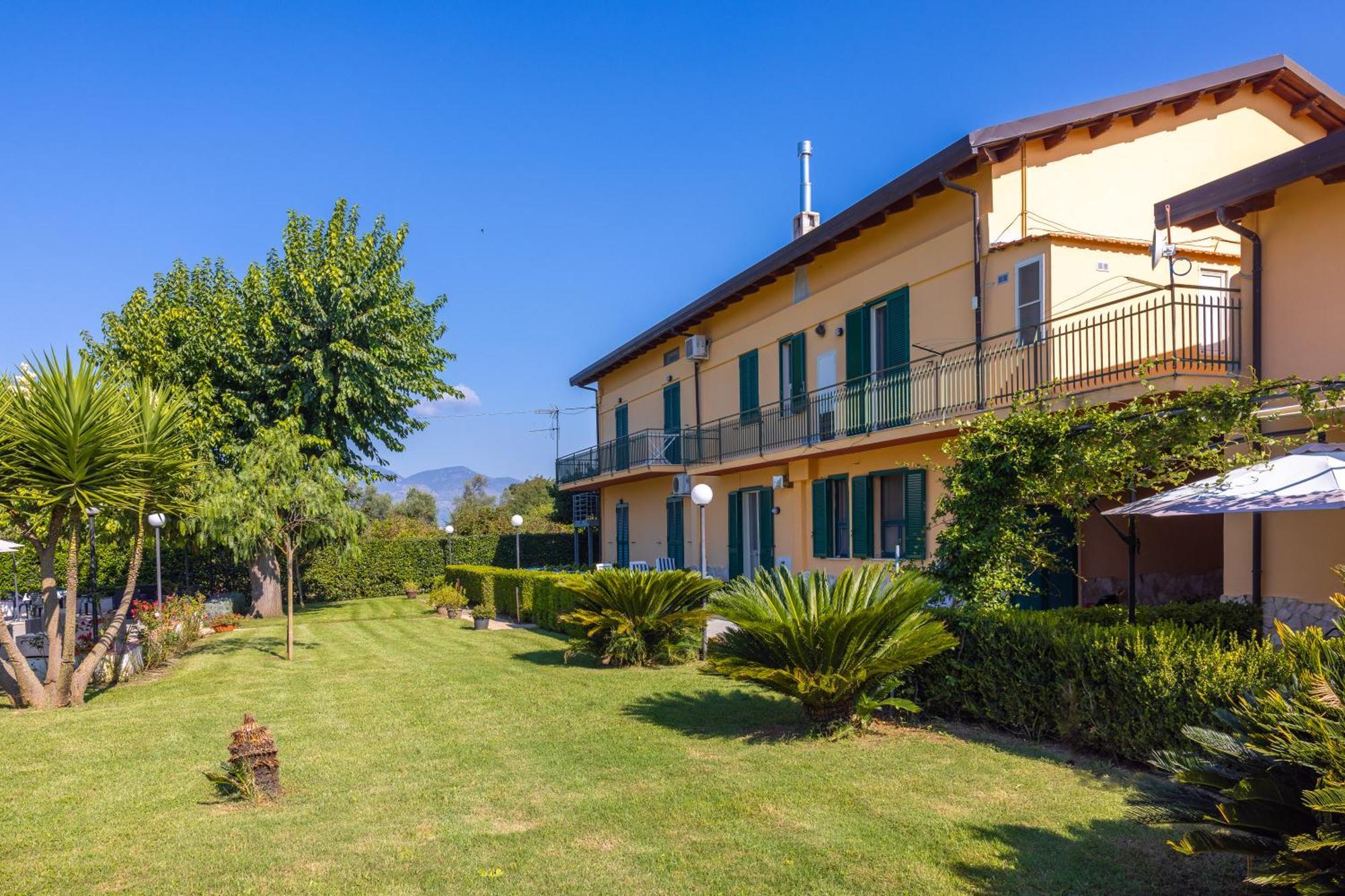 Agriturismo Zefiro Сперлонга Экстерьер фото